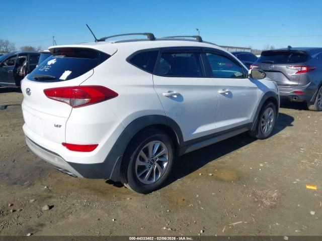 TUCSON    2017 Glove Box 5025505