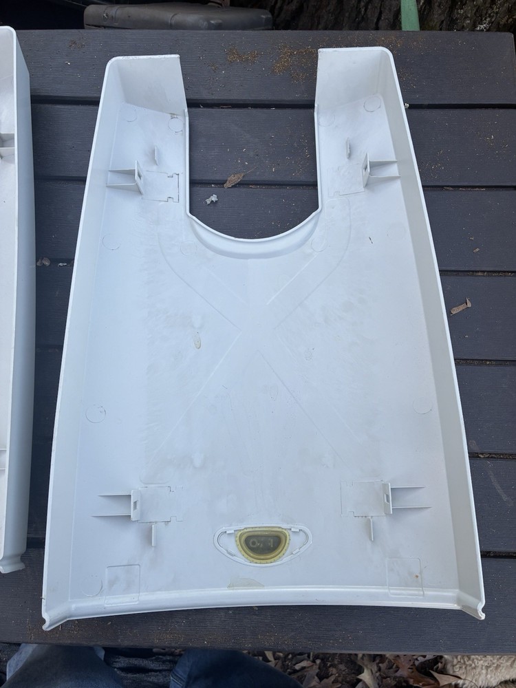 DCI Edge Series  Chair, Plastic Box Dci