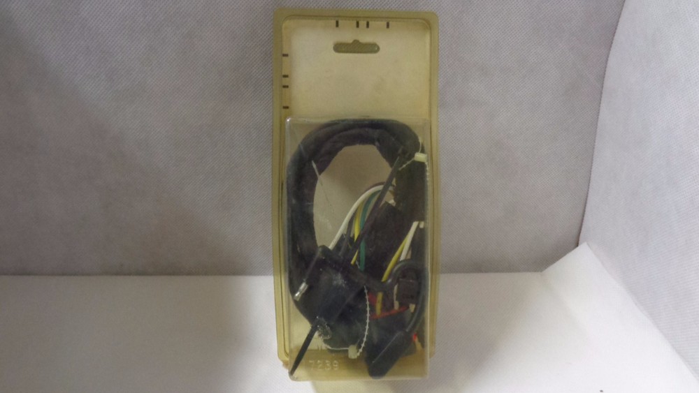 REESE TRAILER WIRING ACCESSORY 15323