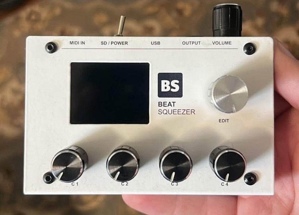 Hypnotriod Beatsqueezer Sample Player module midi sd usb stereo