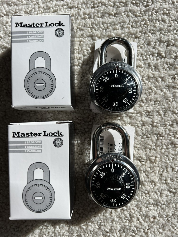 Master Lock 🔐Combination Padlocks NIB
