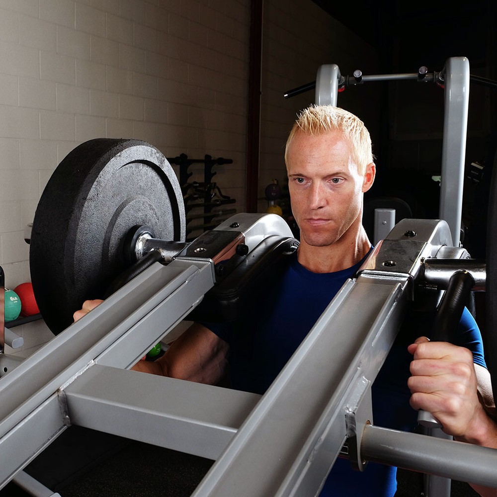 Pro ClubLine Leverage Squat by Body-Solid