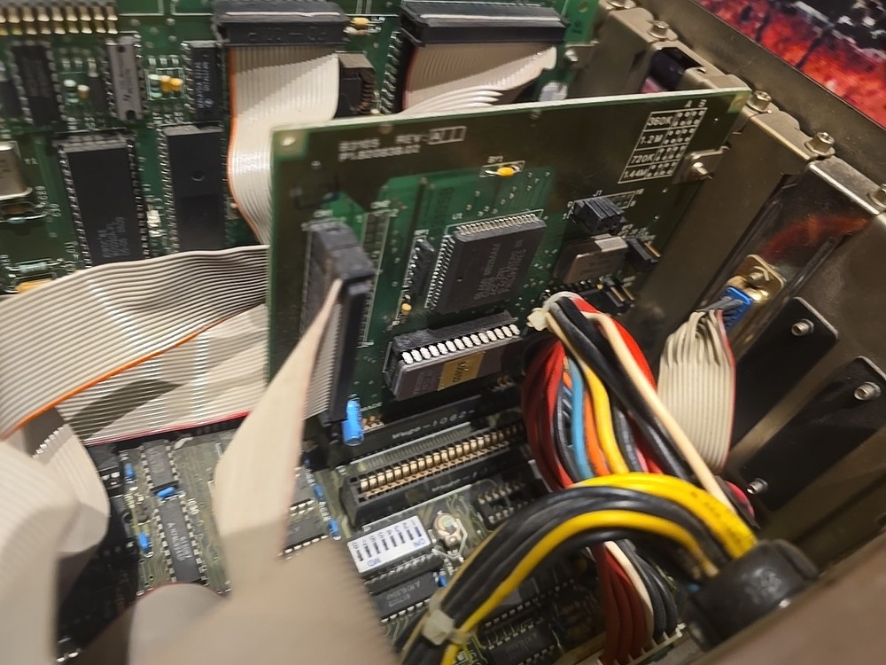 PC XT 8088 Wugo - w/ 384Kb RAM - TESTED - WORKING - Check Video