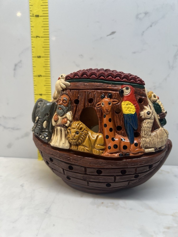 VINTAGE: 5.5" Authentic PERUVIAN Handmade Clay Pottery - Noah Ark Votive