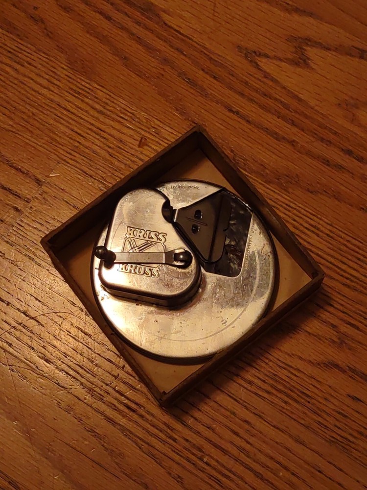 1927 Kriss Kross Stropper Vintage RAZOR BLADE SHARPENER