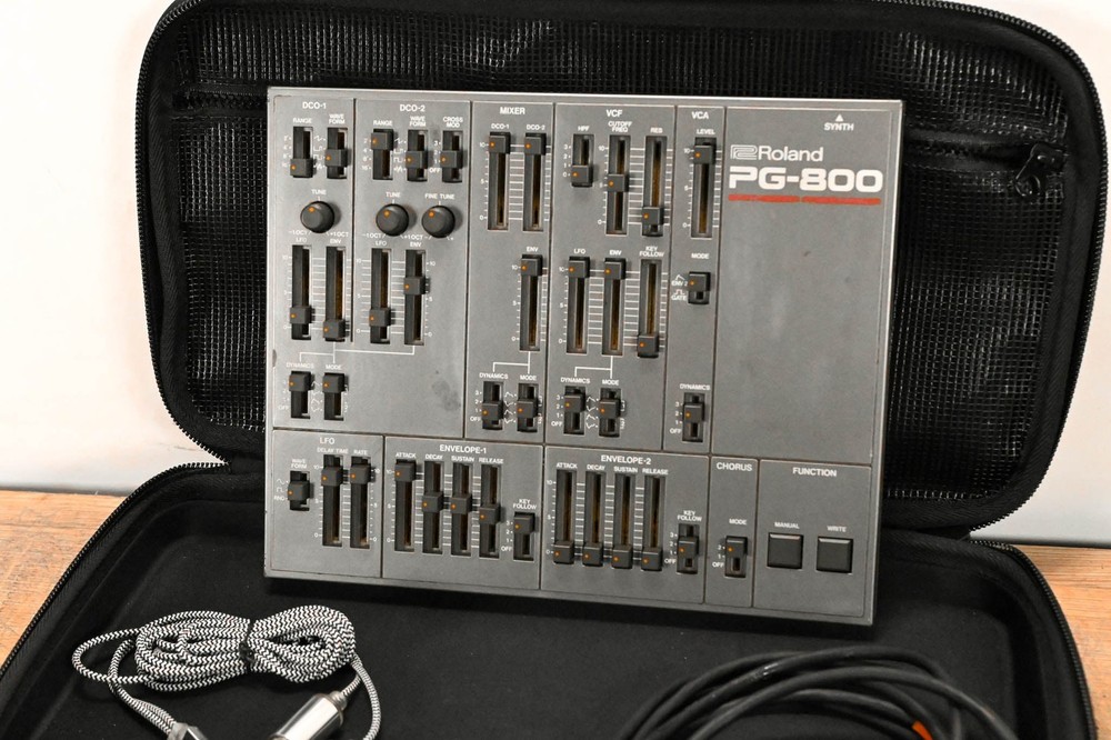 Roland PG-800 Synthesizer Programmer CG01RLD