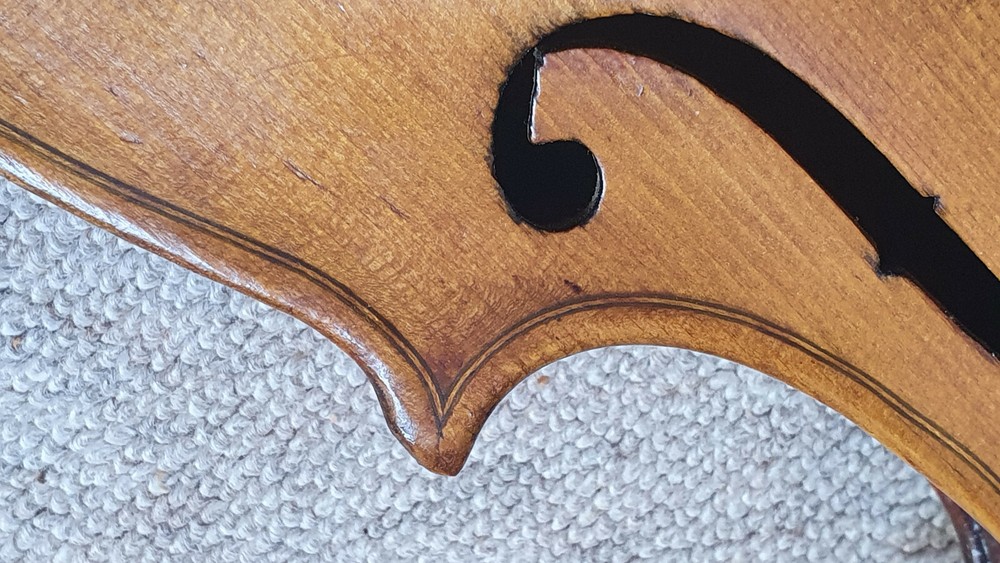 Beautiful old Viola, beautiful flamed