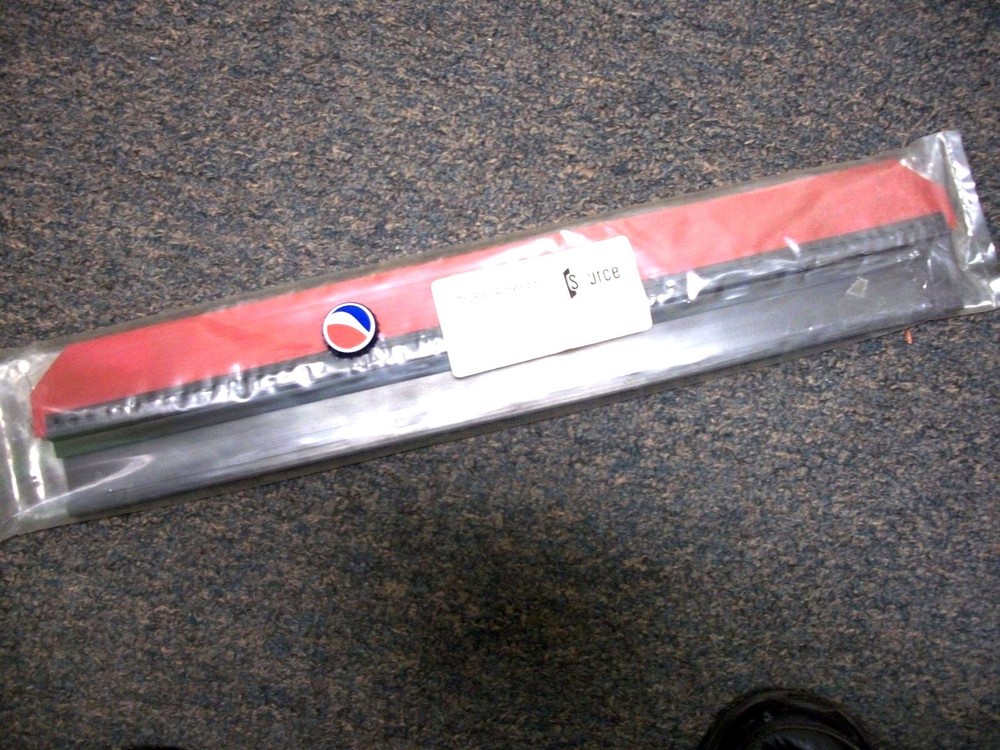 Tennant OEM Part # 72934 Blade Assembly Squeegee Side