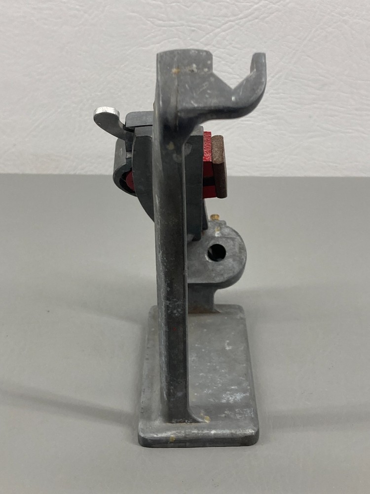 Bitzenburger Professional Magic FletchMasters Tool for Archery Arrow Making