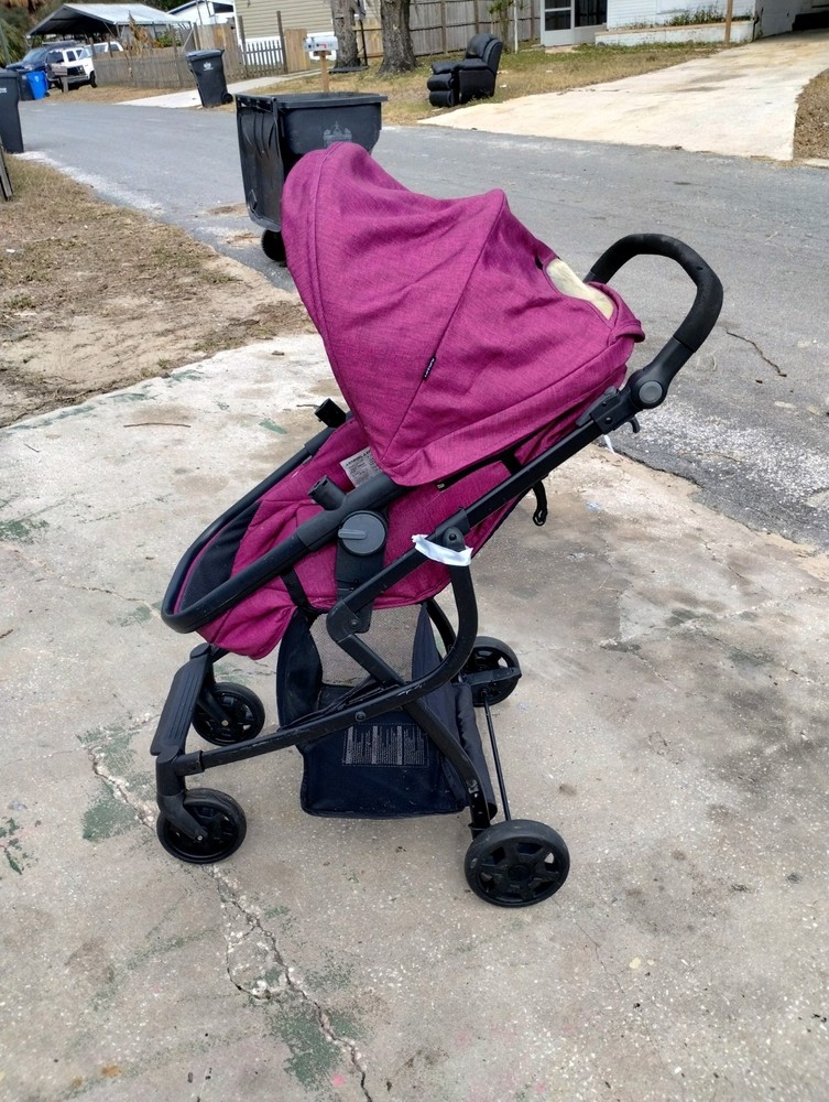 Evenflo Urbini Omni Plus Stroller Replacement Part. Front Foot Rest