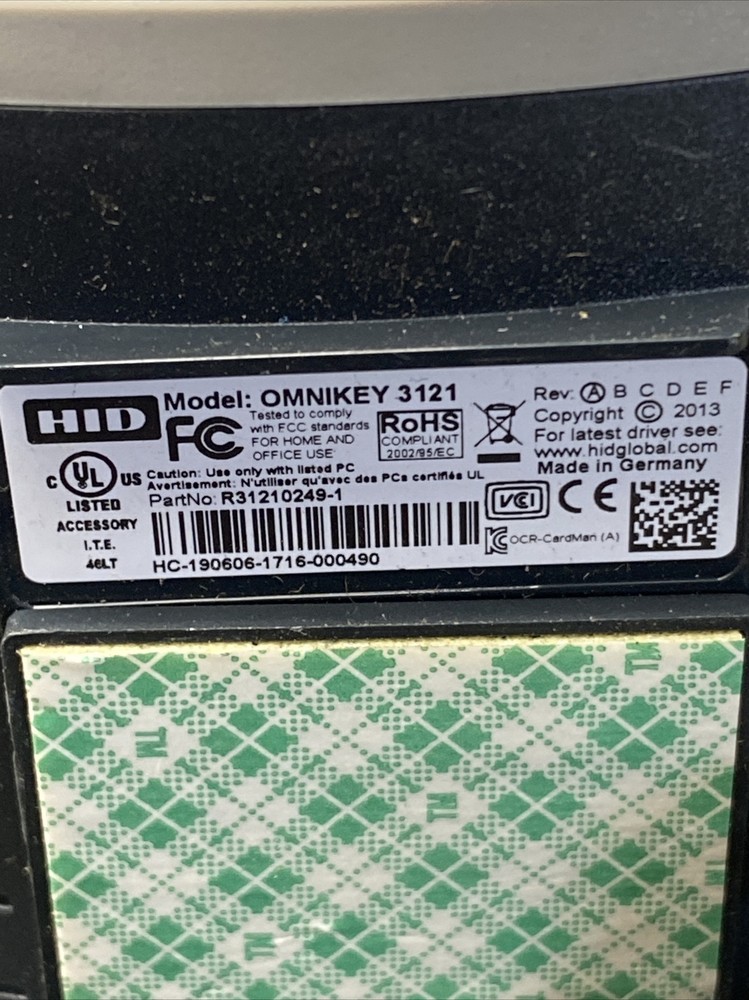 Used HID OMNIKEY 3121 USB Card Reader w/ standing base