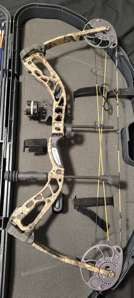 Diamond Bowtech Compound Bow