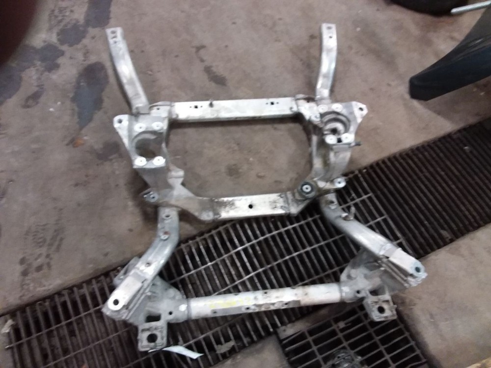Crossmember/K-Frame Front Fits 13-18 RANGE ROVER 977132