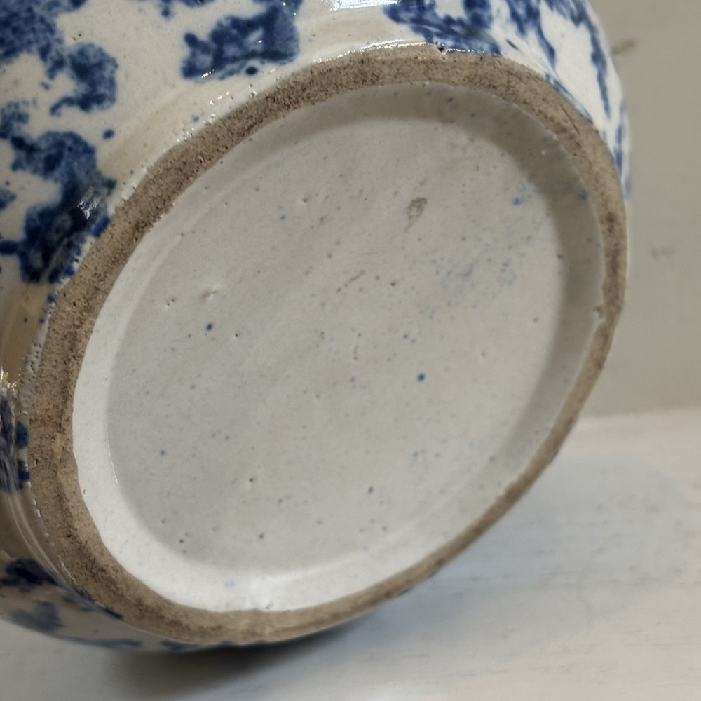 Vintage Blue on White Sponge Ware Spittoon Cuspidor 7.5” Diameter, 5” Tall