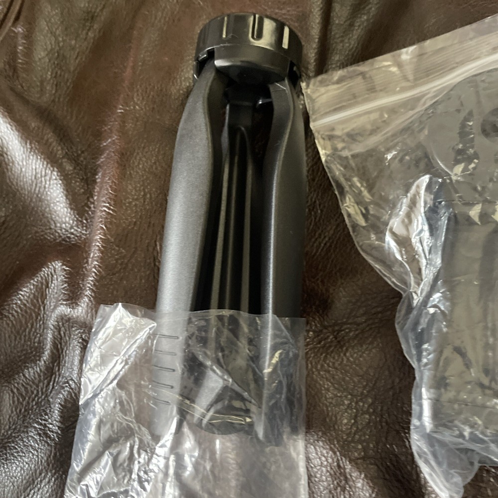Precision Made Monocular Perfect Compact Monocular NIB
