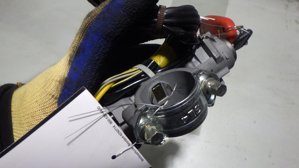 99 HONDA CIVIC Ignition W/Key