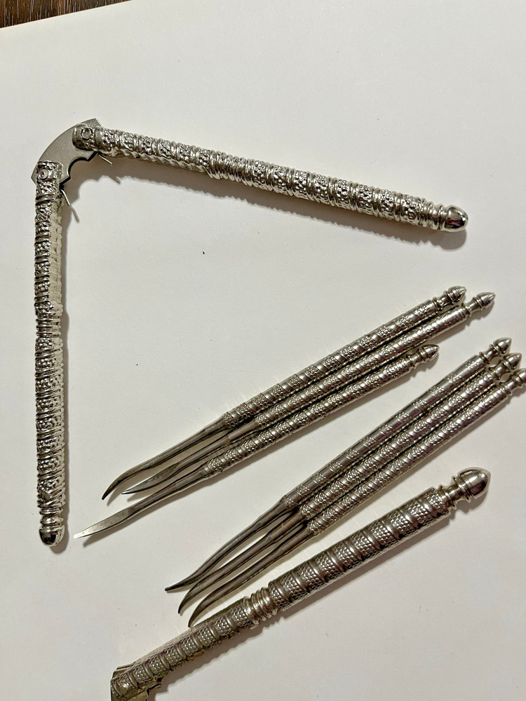 Vintage Nutcracker Set with 2 Nutcrackers and 6 Picks HMQ + Unbranded