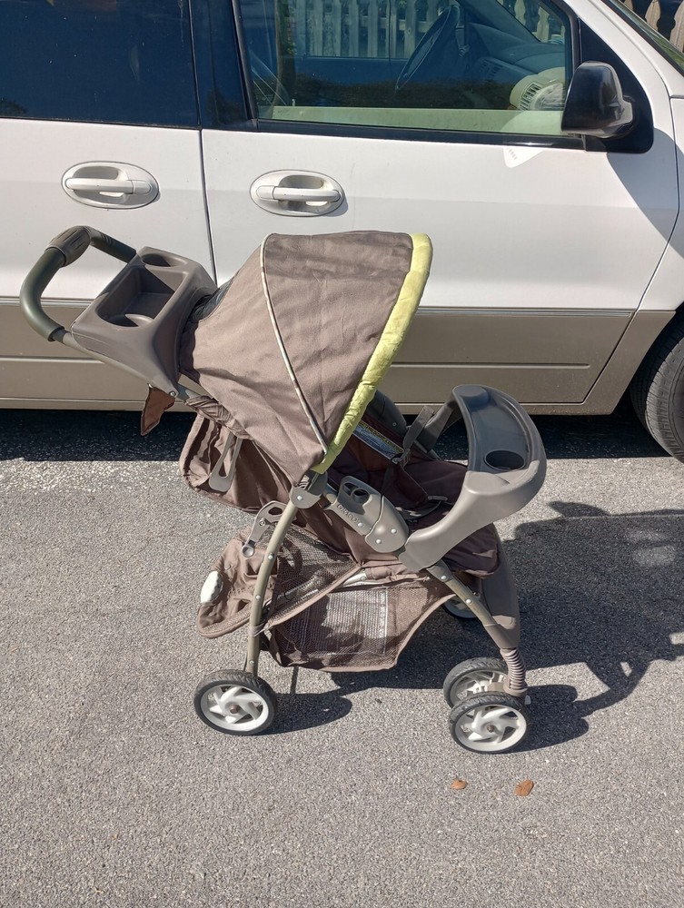 Graco Literider classic connect stroller front wheel. Size 6 1/2"