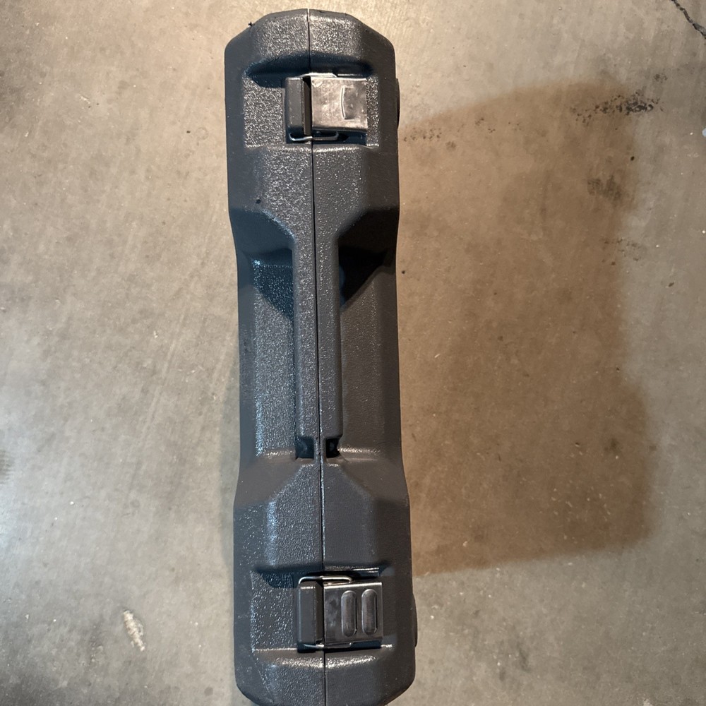 Ridgid 100-B Compact Press Tool Kit w/ 1/2”-1” Compact Jaws.