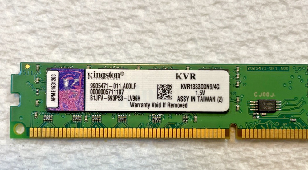 Kingston KVR1333D3N9/4G Desktop Memory Module.