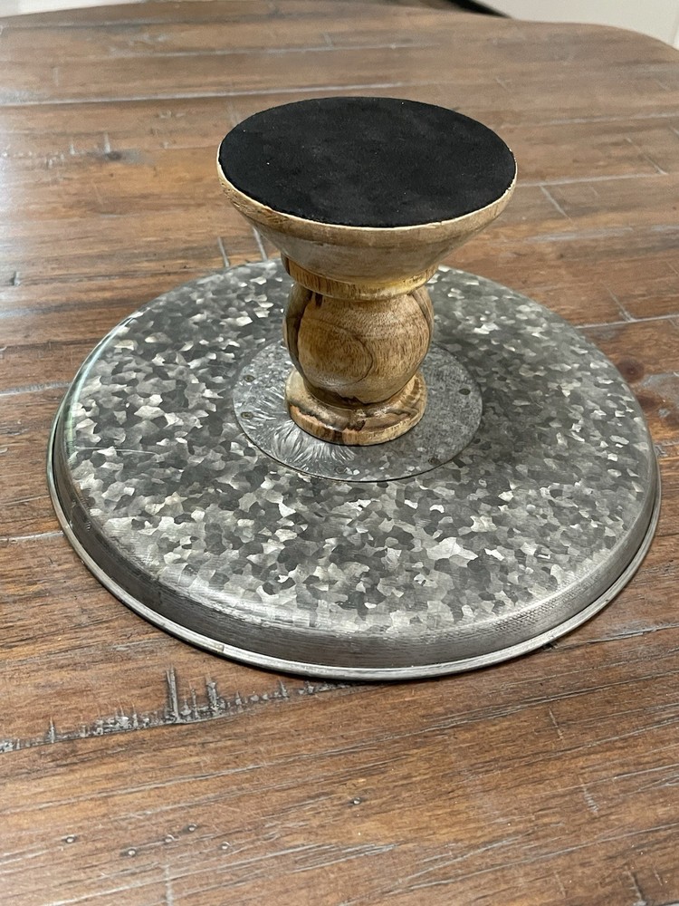 Boston Warehouse Cake Stand
