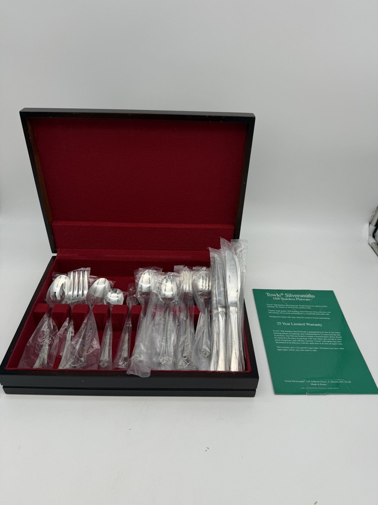 New Towle Santa Barbara SS Flatware 8 Sets 5 Pc Setting & 5 Pc Hostess Serving