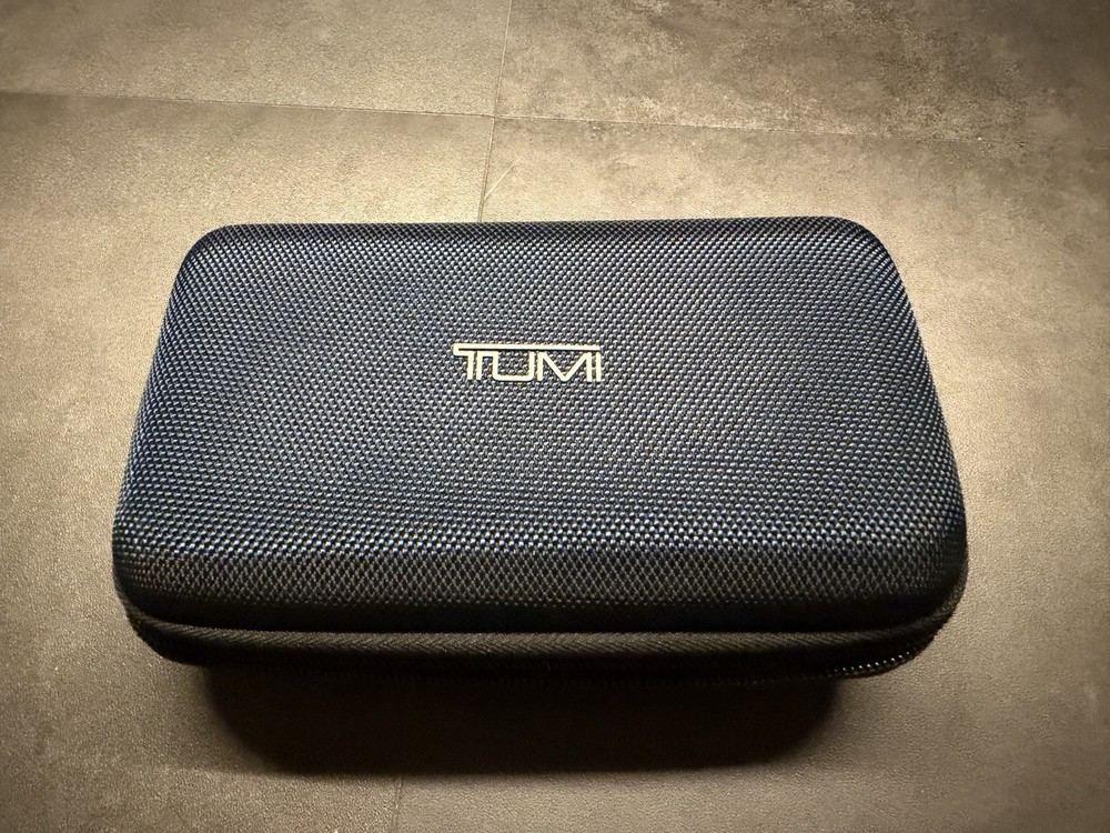 Tumi Delta Amenity Kit
