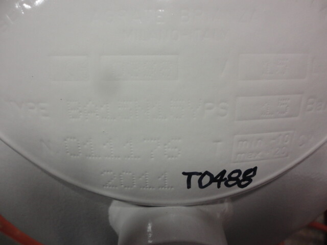 SEA Horizontal Tank, Volume 15 Liters, Pressure 15 Bar, 8.3" O.D. x 20.5" Long