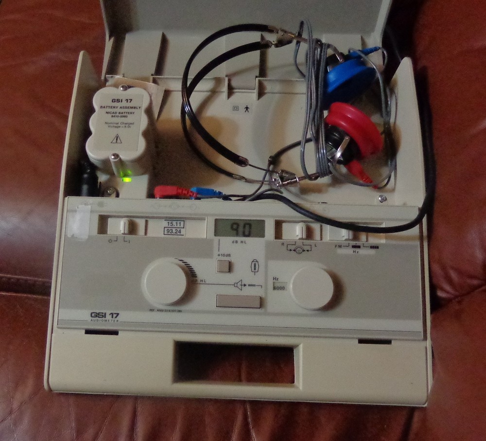 GSI  17 Audiometer