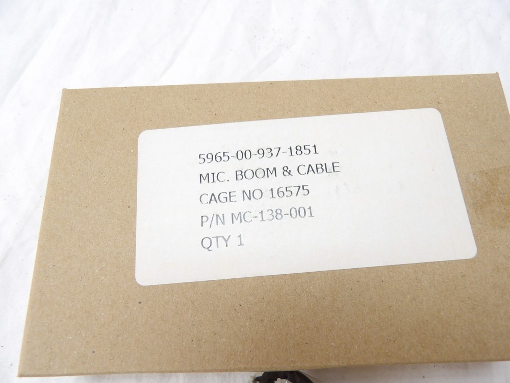 MC-138-001 Microphone Boom & Cable