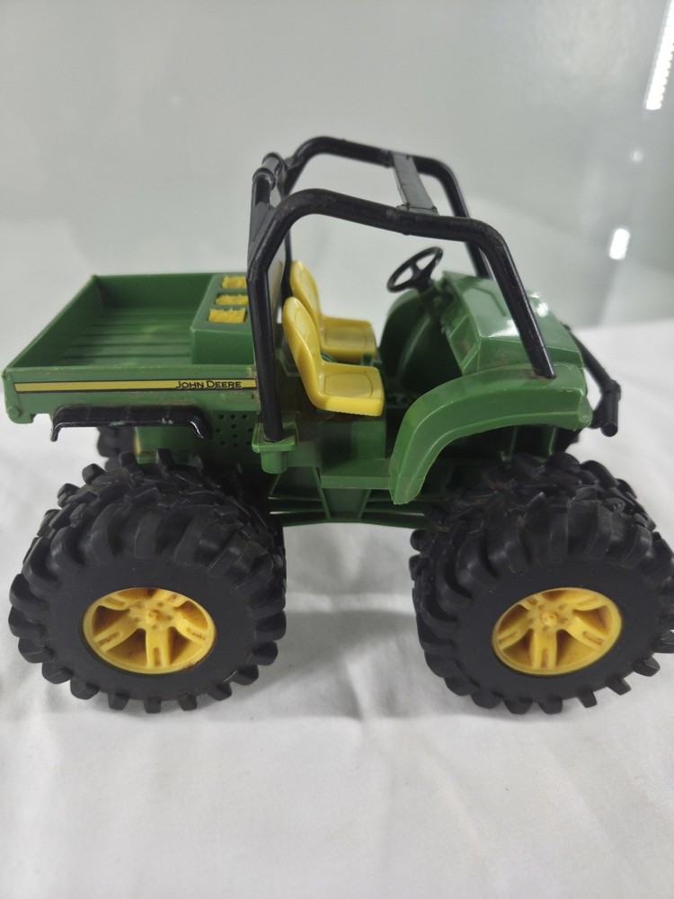 2 John Deere Toys