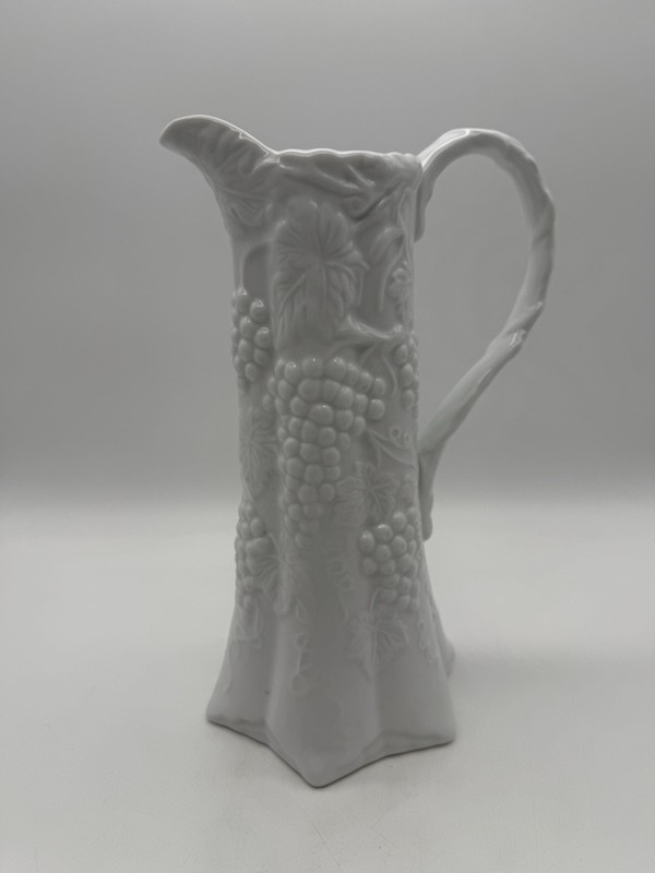 Basic Porcelana White Grapes Design Water/Wine Pitcher 10"