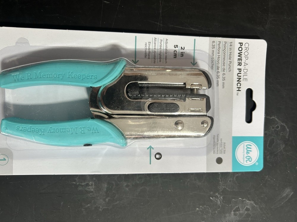 We R Memory Keepers 1/4" Crop-A-Dile Power Punch