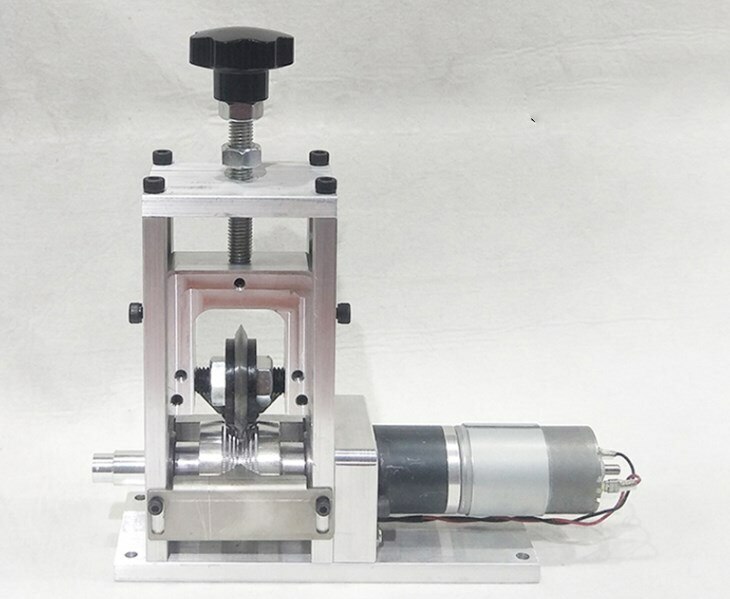 small scrap copper wire peeling Automatic waste wire dial wire stripping machine