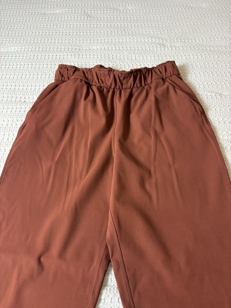 Lululemon Keep Moving Pants Savannah Size 8 Rust/Orange- Missing Drawstring