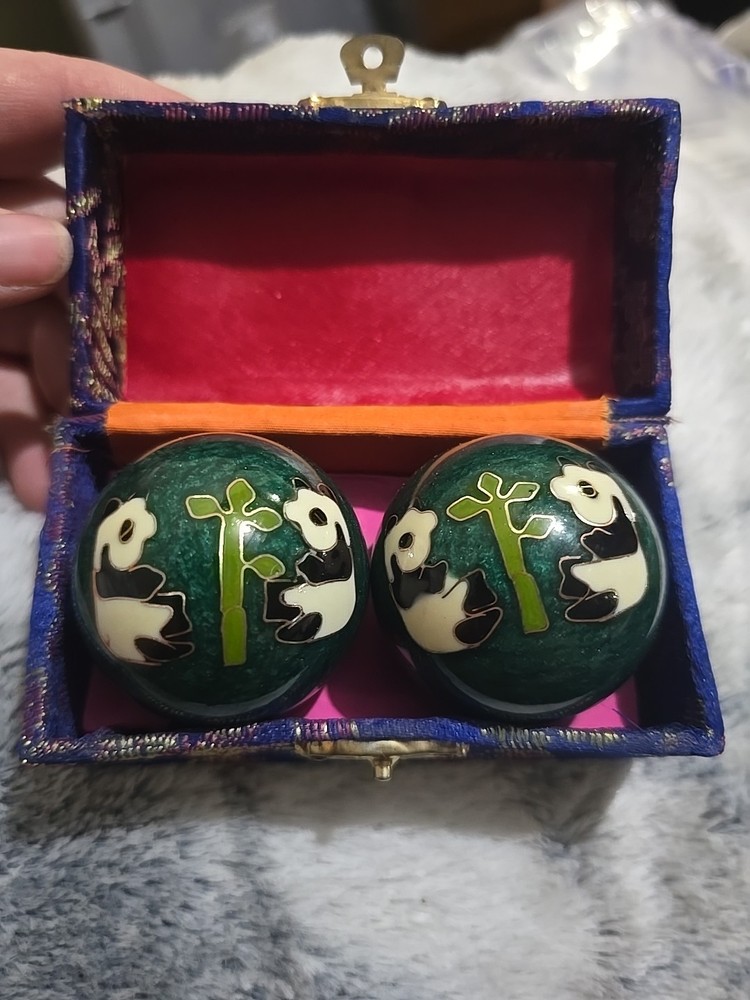 Chinese Ying Yang Baoding Stress Balls with Chimes Box Included