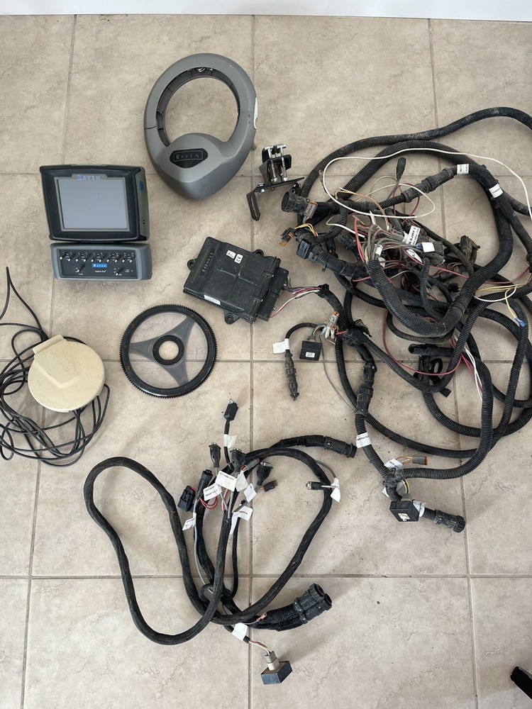 Raven Envisio Pro/Switch Pro/ SmarTrax MD Auto Steering System with  Cables