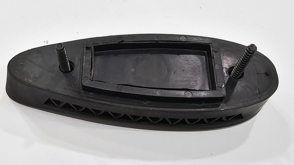 Thompson Center Arms Omega Muzzleloader Buttplate With Screws (R)