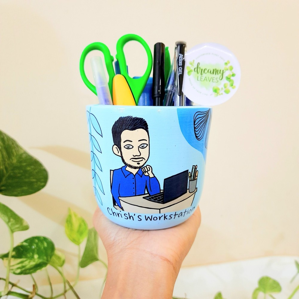 Custom Bitmoji-Inspired Workstation Pen Holder – Personalized Desk Organizer