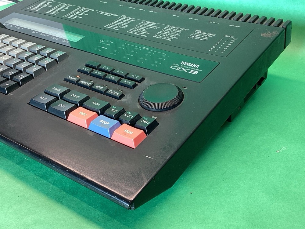 Yamaha QX3 3.5” Floppy Disk Digital Sequencer Recorder - POWERS ON - UNTESTED