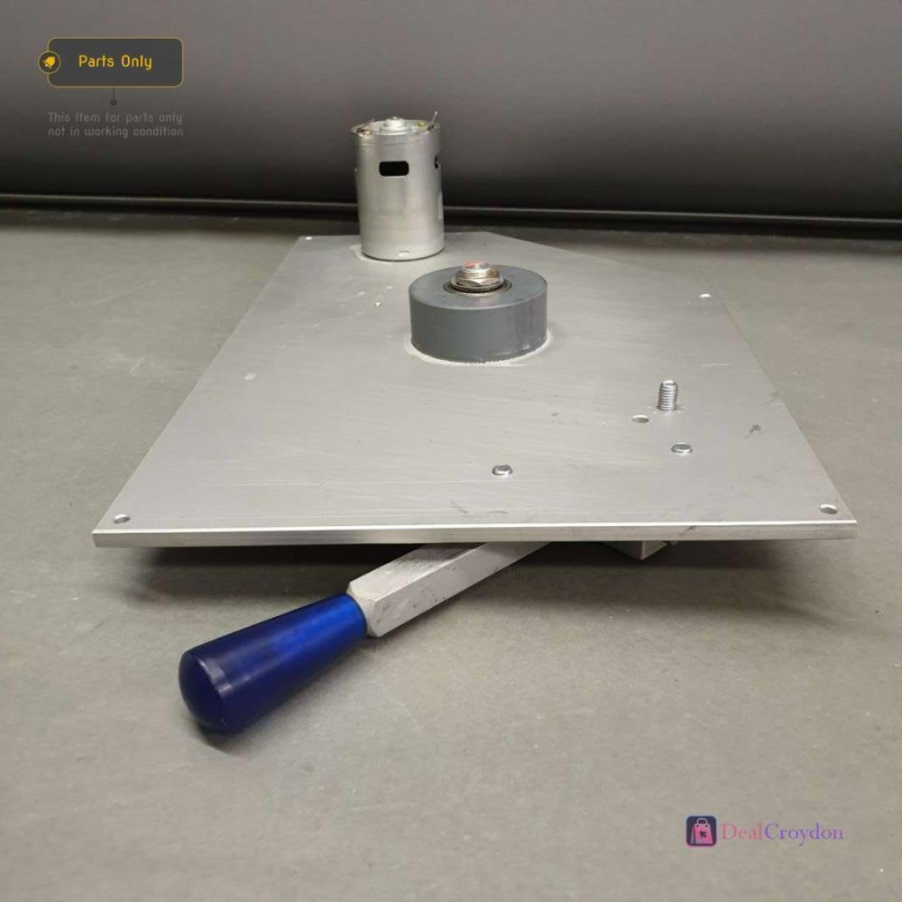 AUDIO DESK SYSTEME GLASS CD CUTTING LAITHE UNTESTED