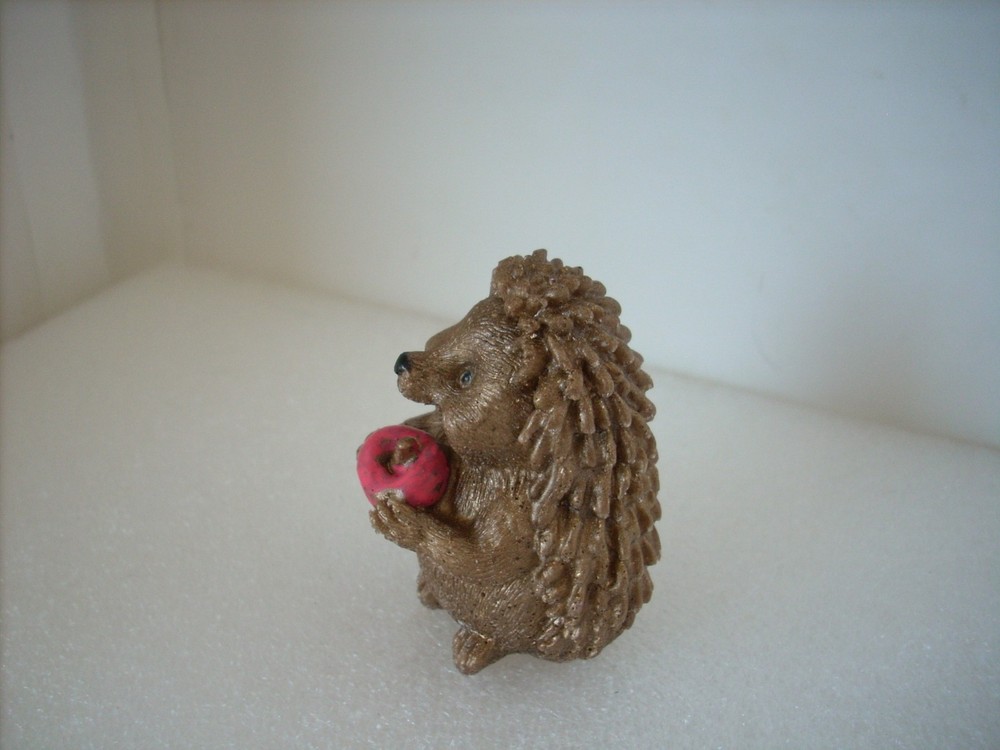 HedgeHog & Apple, resin art