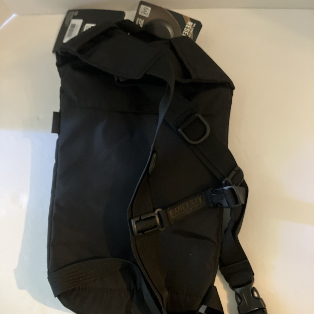 CAMELBAK SABRE 2.5L 85oz HYDRATION BACKPACK SURVIVAL PREPPER WATER