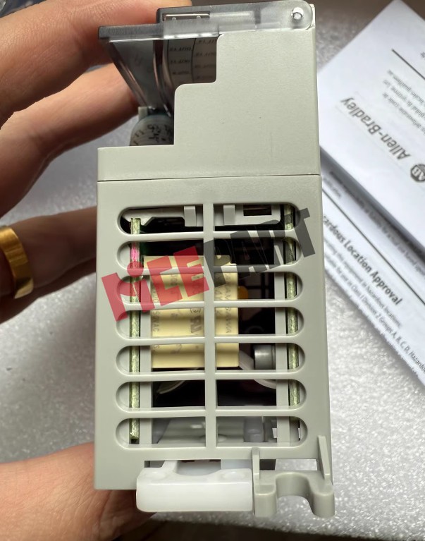 New In Box AB 1762-OW16 MODULE