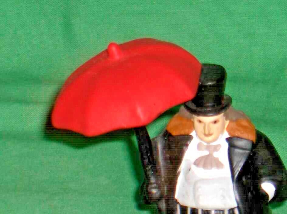 #439* - BATMAN PENGUIN FIGURINE - BATMAN RETURNS - DANNY DEVITO