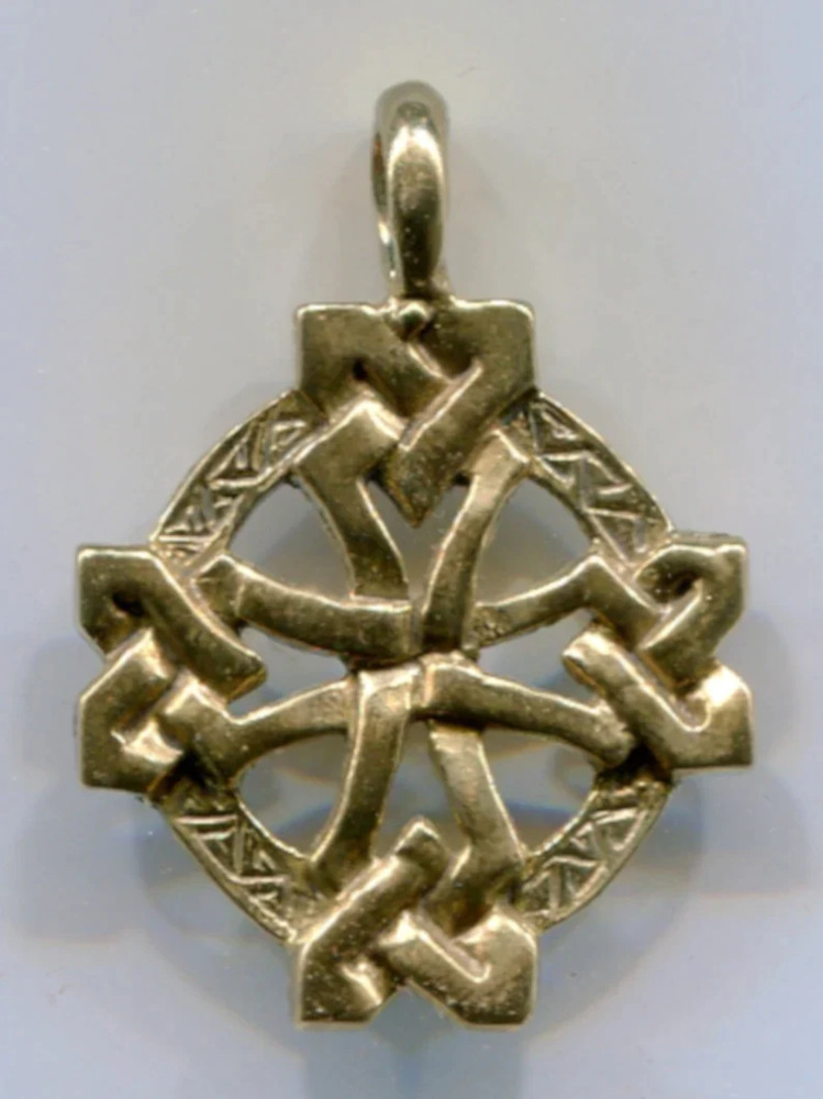 Square Knotted Cross #6016