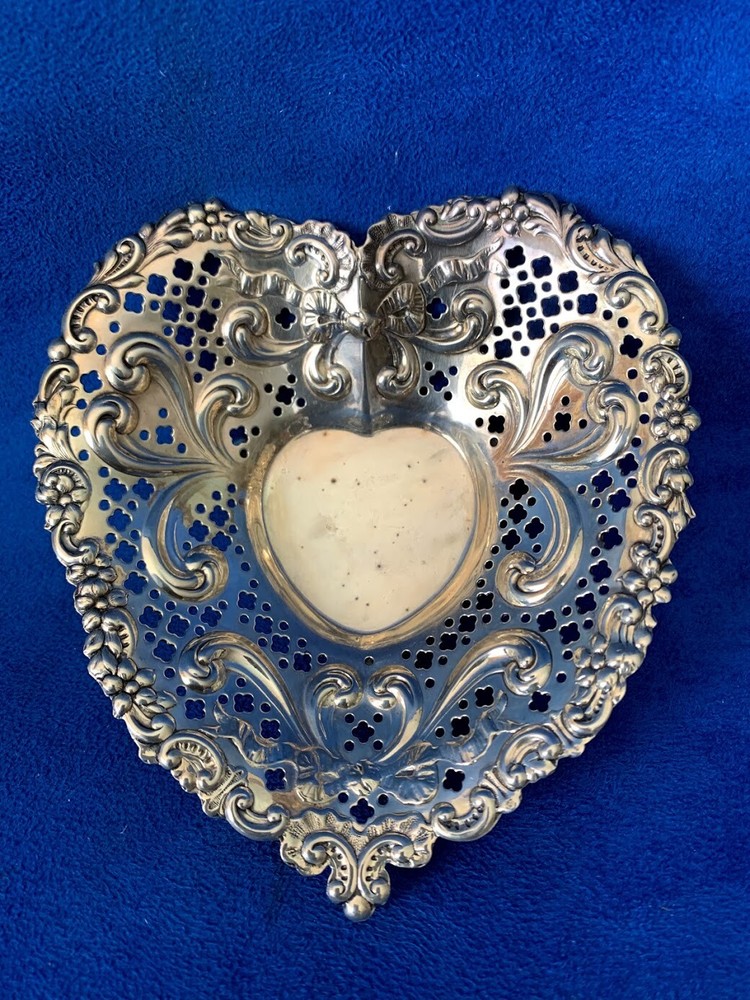 Vintage Gorham Sterling Silver Heart Shape Nut Dish 966
