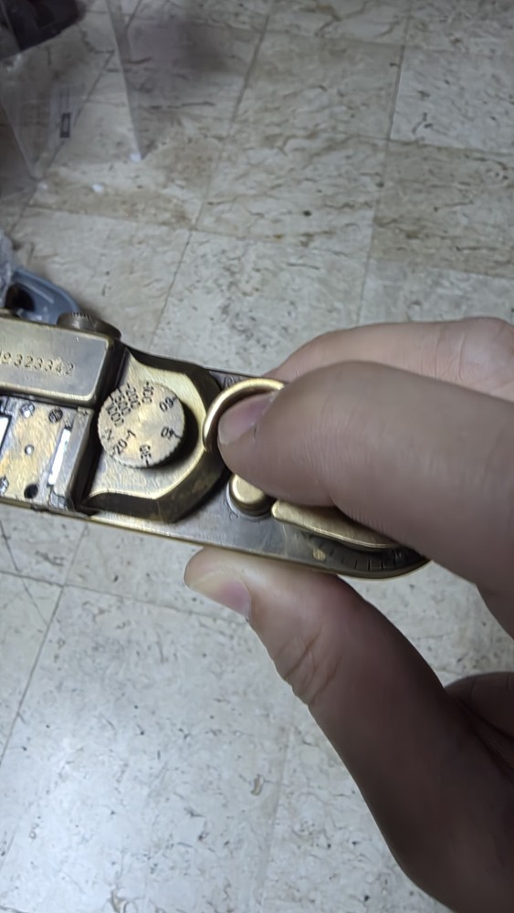 leica rapid advance lever shutter camera