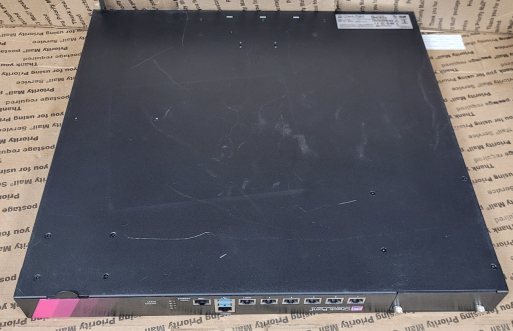 CHECKPOINT PB-20 SECURITY FIREWALL APPLIANCE NO RACK EARS (TESTED)