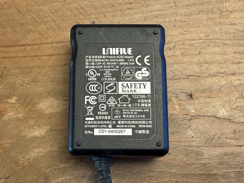 Elmo MO-1 Visual Presenter Document Camera HDMI VGA USB Includes Power Cable